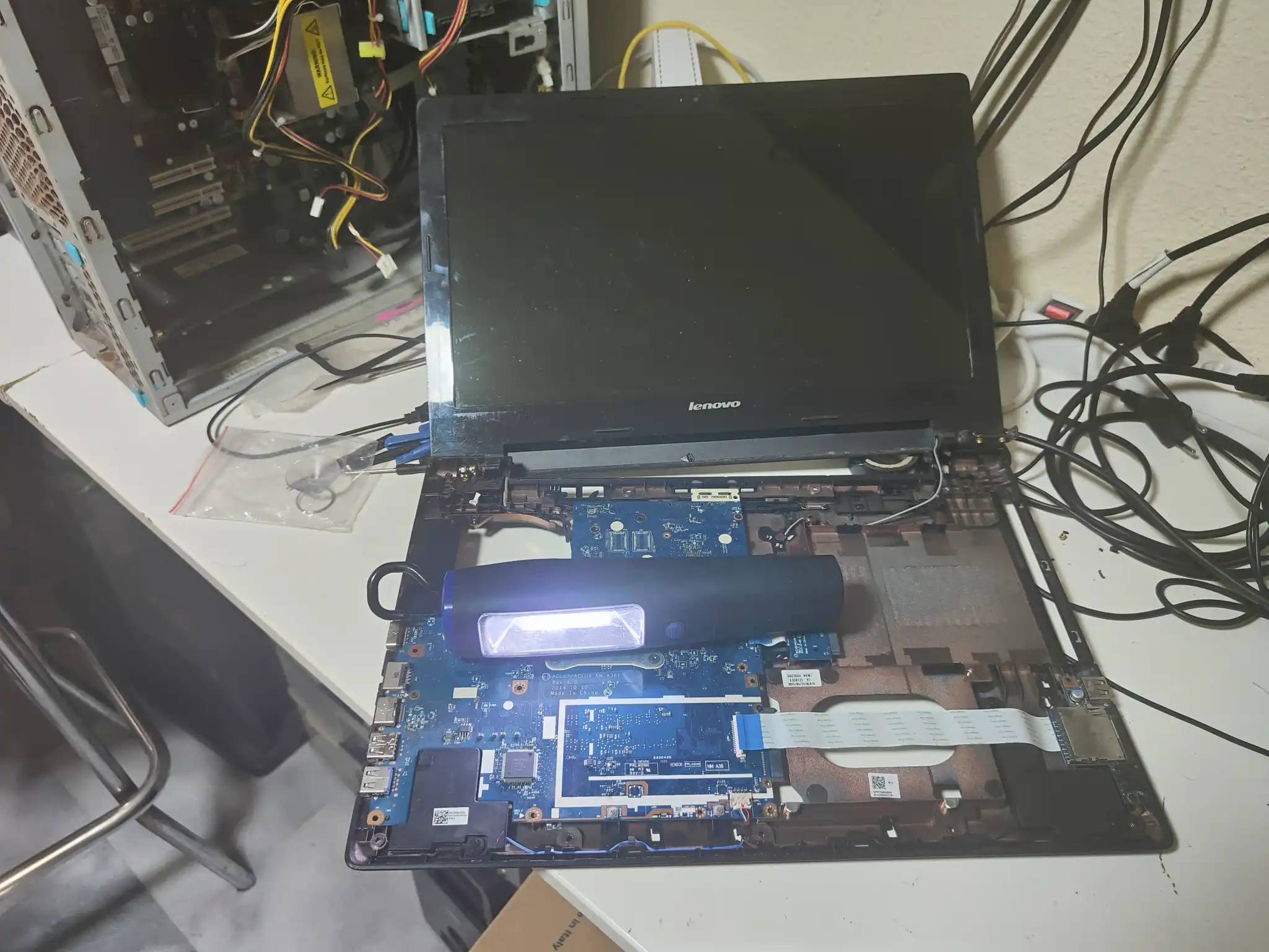Reparación profesional de portátil